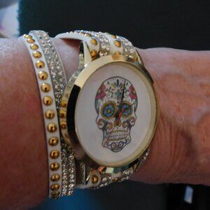Ladies Special Design Skull Multi-Layer Winding Leather Weave Band Watch